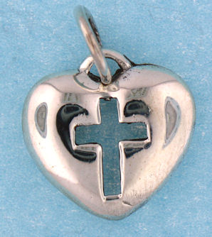 model heart pendant enlarged view