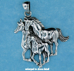 HP42124 Horse Pendant ENLARGED